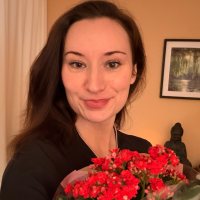 Studio Dotek klidu, Kateřina Elicarová