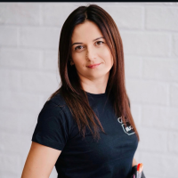 Profesionální manikúra a pedikúra